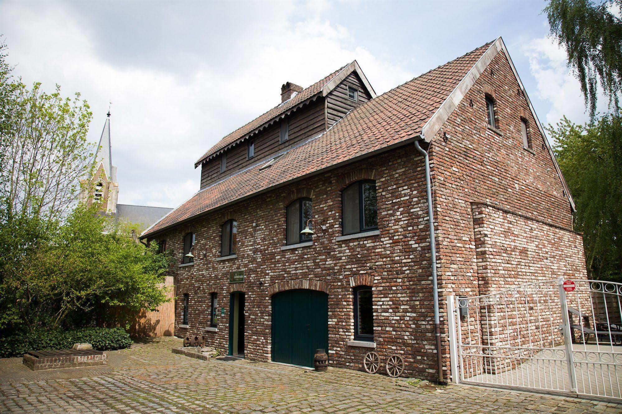B&B De Dubbelmolen Tongern Exterior foto